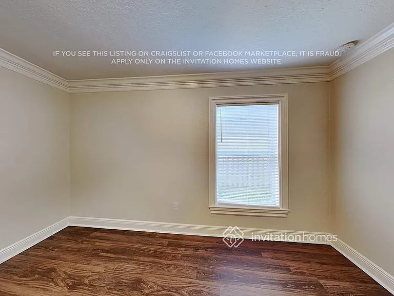 1772 SW Lofgren Ave — Photo 14
