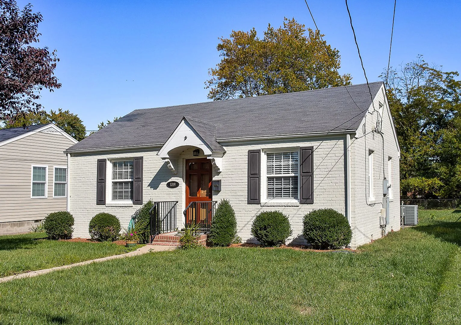 5319 Bloomingdale Ave photo 1