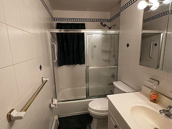 4th image of 13507 62nd Ave Floor 1