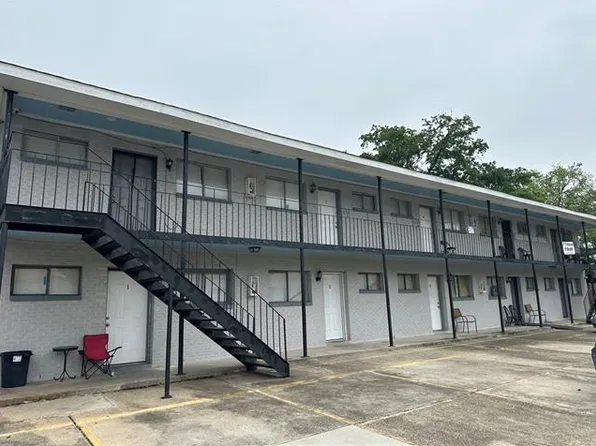 701 Teche St APT 2, New Orleans, LA 70114