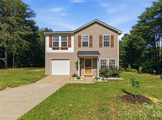 2220 Pinnacle View Dr, Kings Mountain, NC 28086