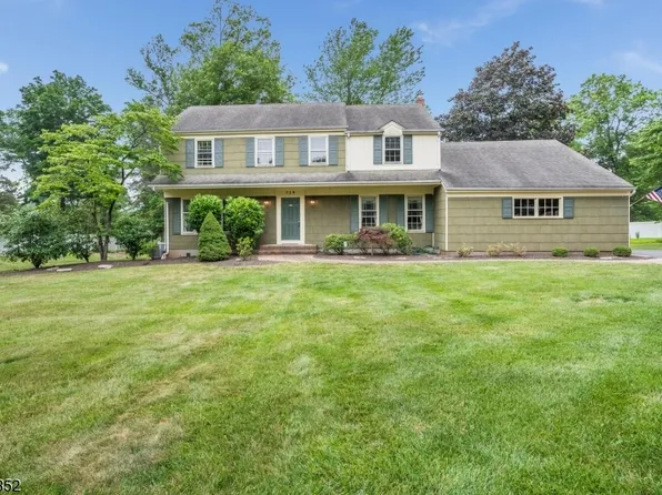 529 Wren Way, Branchburg Twp., NJ 08876