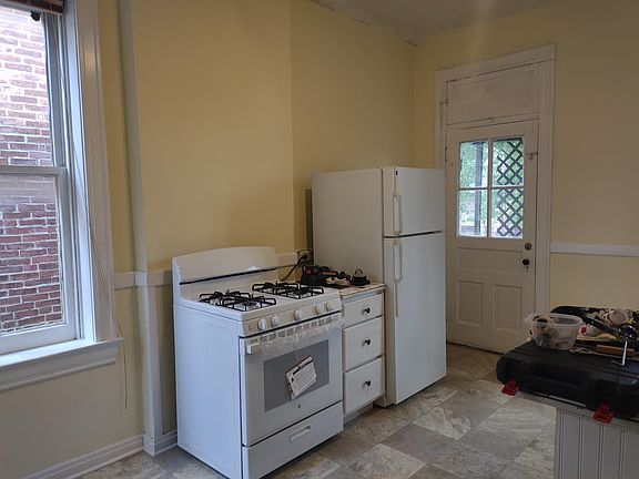 5th image of 1910 Withnell Ave #A