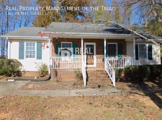 1607 Cedrow Dr, High Point, NC 27260