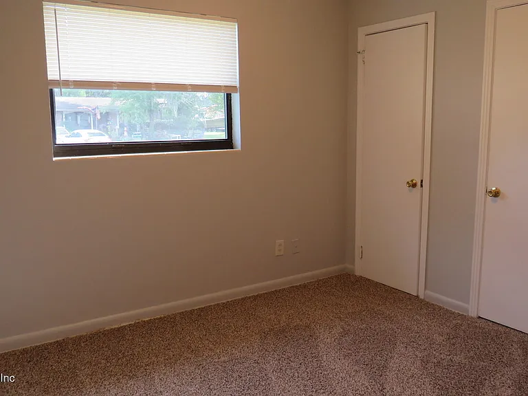 7508 Dalehurst Dr S — Photo 11