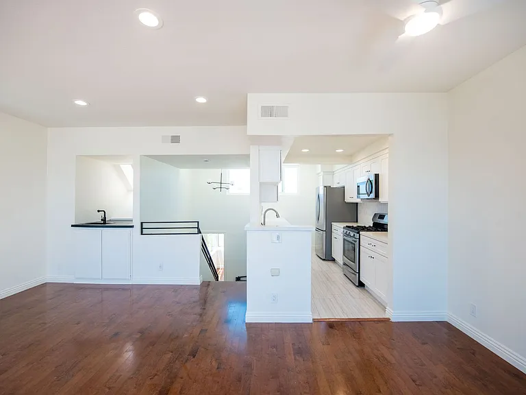 3299 Tempe Dr — Photo 9