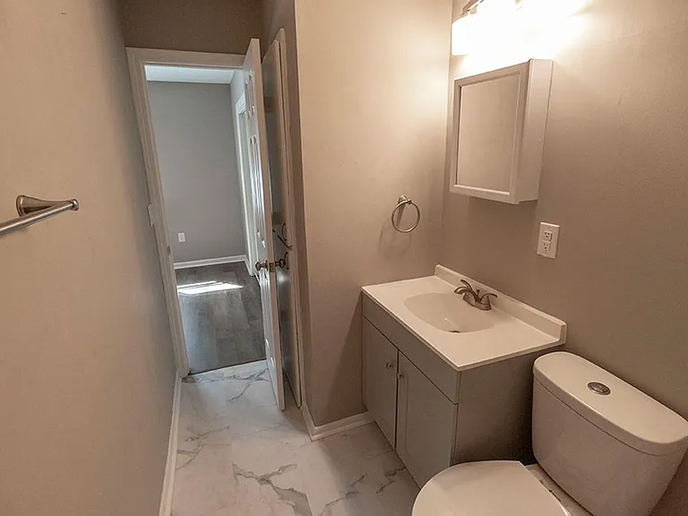 213 N Ann St #5 — Photo 15