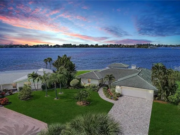 7692 Cove Ter, Sarasota, FL 34231