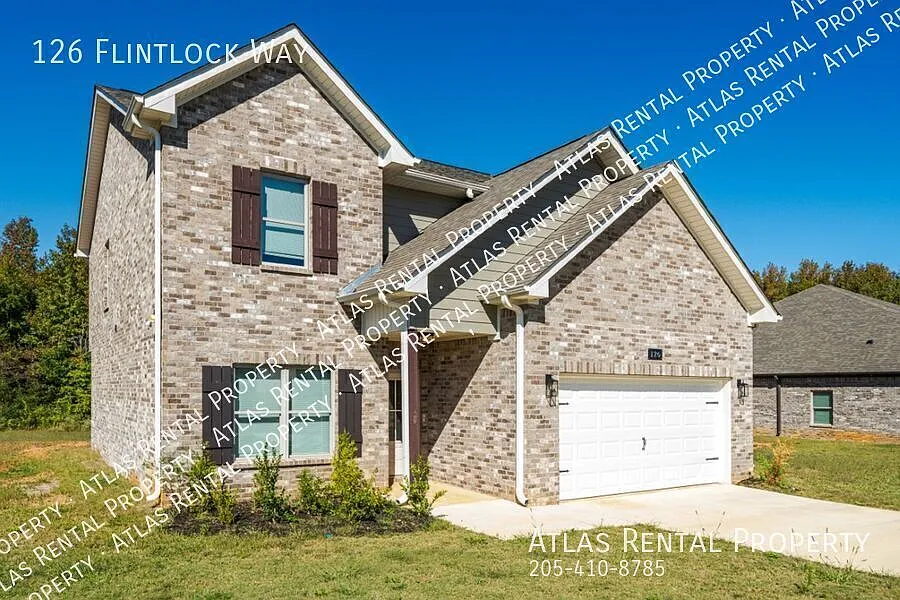 Move-In Ready 4 Bed, 2.5 Bath Modern Finishes & All Appliances Included! — Photo 2