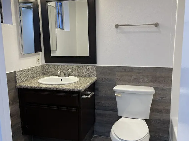 Villa De Adel Apts — Photo 181