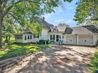 207 N Dakota Ave, Davis, SD, 57021