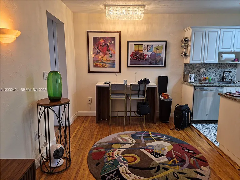 659 Meridian Ave #14 — Photo 5
