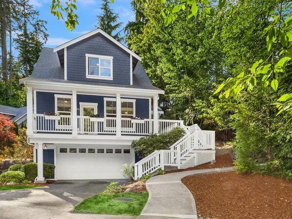 10290 Ruddy Duck Ln, Bainbridge Island, WA 98110