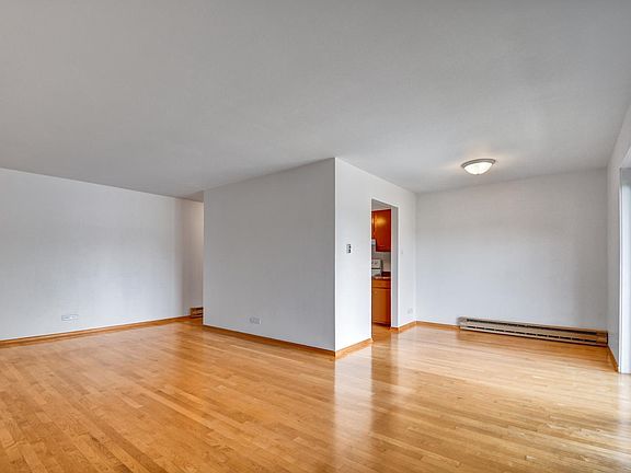 3rd image of 9721 S Keeler Ave APT 201