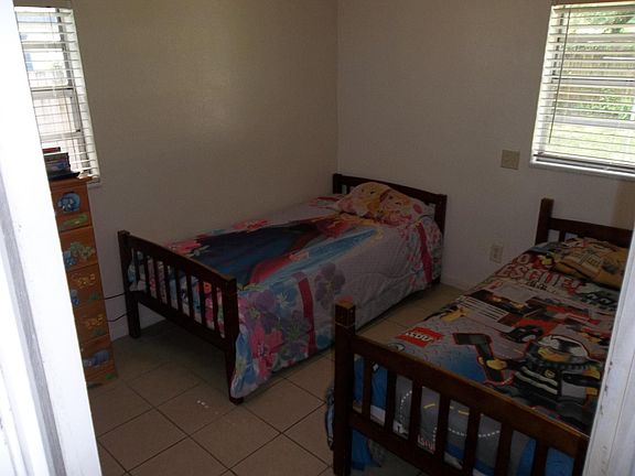 3rd image of 2415 N Ramona Cir