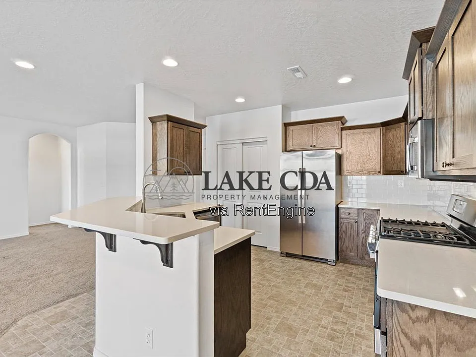 12371 N Gipper Loop