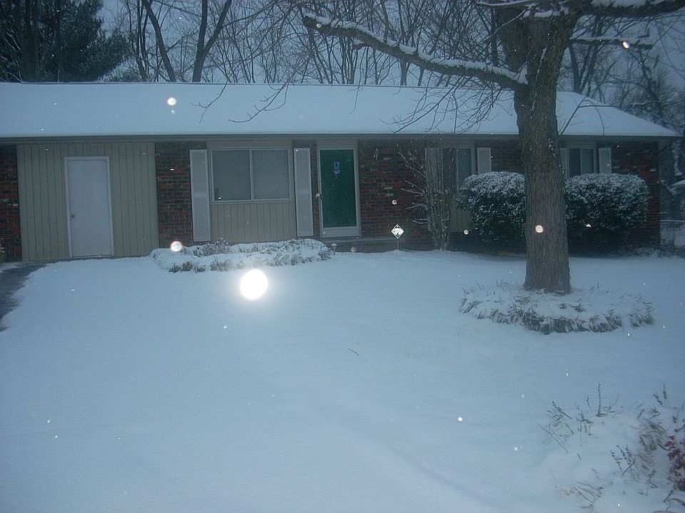 2nd image of 8409 Dresden Dr