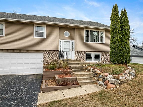 2nd image of 4115 Martina Dr