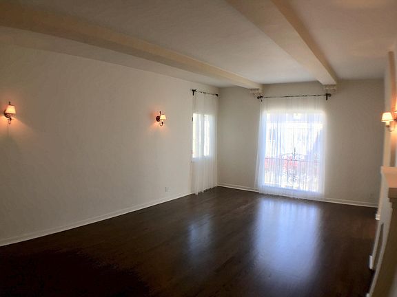 5th image of 9332 1/2 W Olympic Blvd