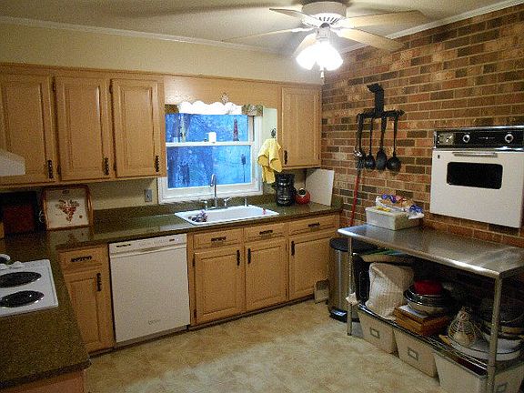4th image of 187 Berry Mountain Dr