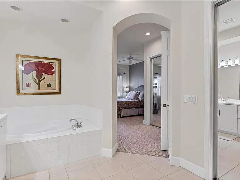 5433 46th Ct W — Photo 18