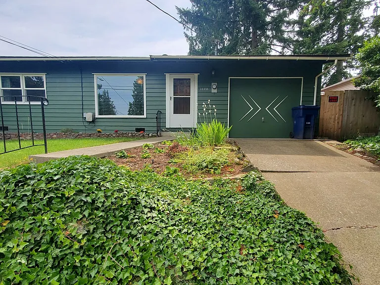 20405 54th Ave W — Photo 2