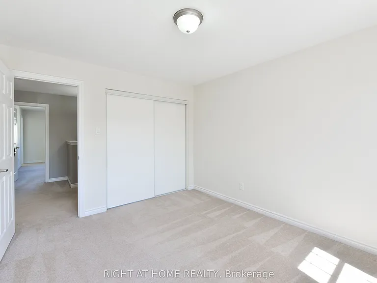 348 Gallantry Way — Photo 21