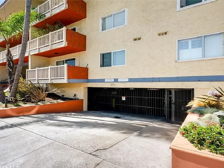 1707 Pacific Coast Hwy #218 — Photo 13