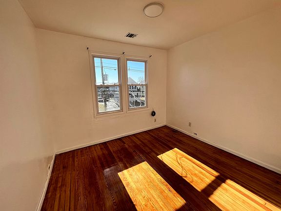 3rd image of 285 Outwater Ln Floor 2