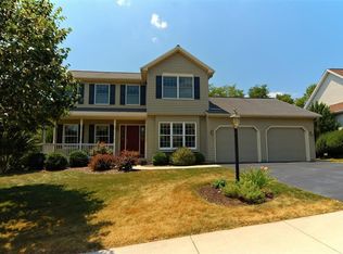 114 Round Ridge Rd, Mechanicsburg, PA 17055