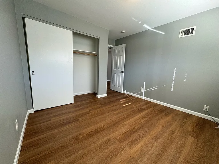 Heartwoods Manor — Photo 11