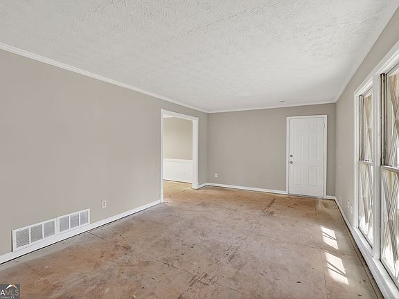 5th image of 551 Hickory Hills Ct
