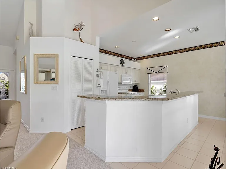 7100 Falcons Glen Blvd — Photo 19