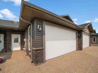 5728 S 55th Ave, Camrose, AB T4V4P4