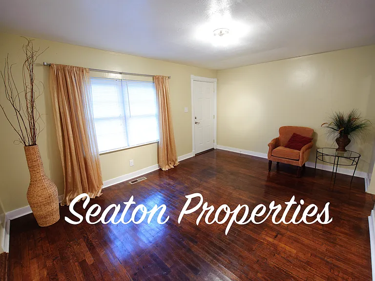 2709 Addison Dr — Photo 4