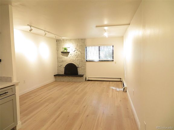 2nd image of 1008 N Corona St APT 103