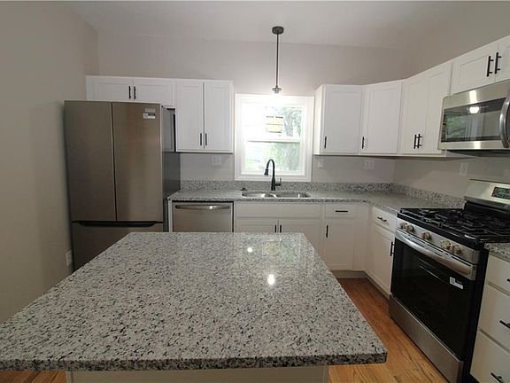 4th image of 2510 S 19th St