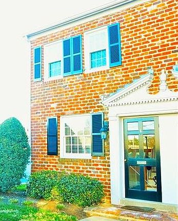 2nd image of 703 N Hamilton St #Ul