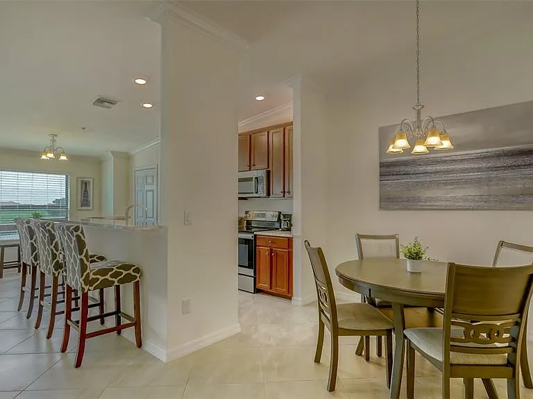 5624 Palmer Cir #203 — Photo 17