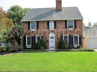 38 Thomas Jefferson Ln, Amherst, NY