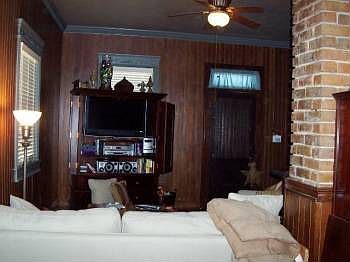 4th image of 716 Eliza St