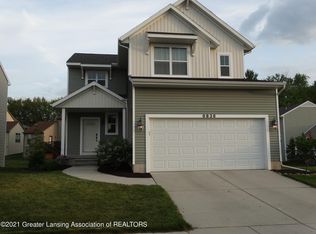 6836 Castleton Dr #71, Grand Ledge, MI 48837