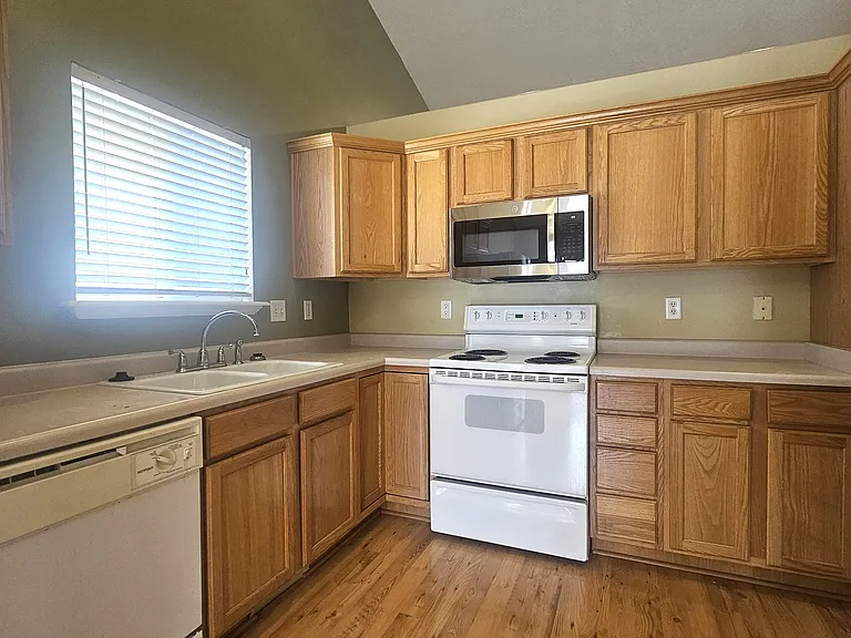 3175 W Davencourt Loop — Photo 3