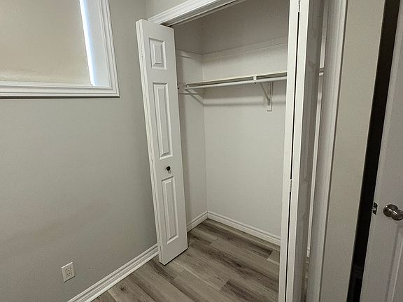 5th image of 21 Stirling Ave S #34