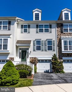 36 Shoreham Dr, Coatesville, PA, 19320