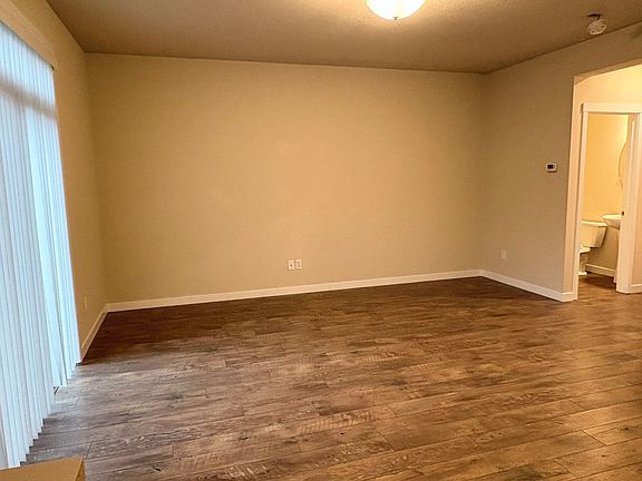 3rd image of 5907-5917 NE 58th Ave #5907