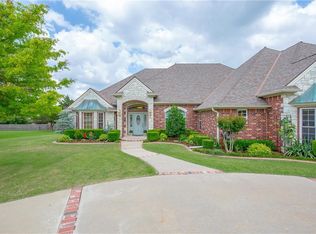 4104 Old Pond Ct, Moore, OK 73160