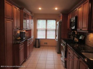 12 Atrium Way, Manalapan, NJ 07726