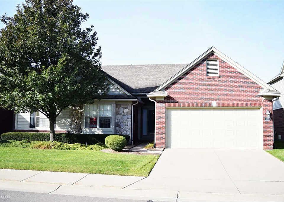 1st image of 49993 Watling St
