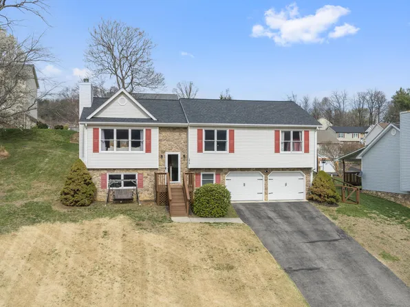 3833 Belmont Ct, Roanoke, VA 24012